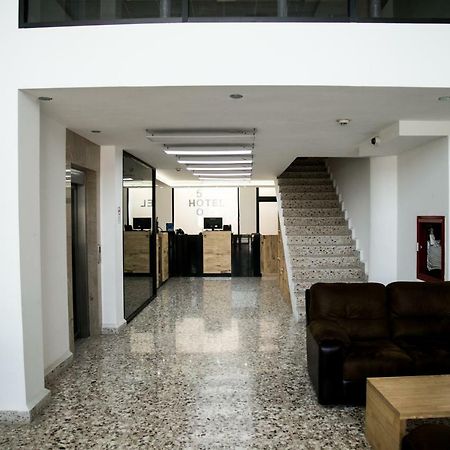 Booking 500 Monterrey Exteriör bild