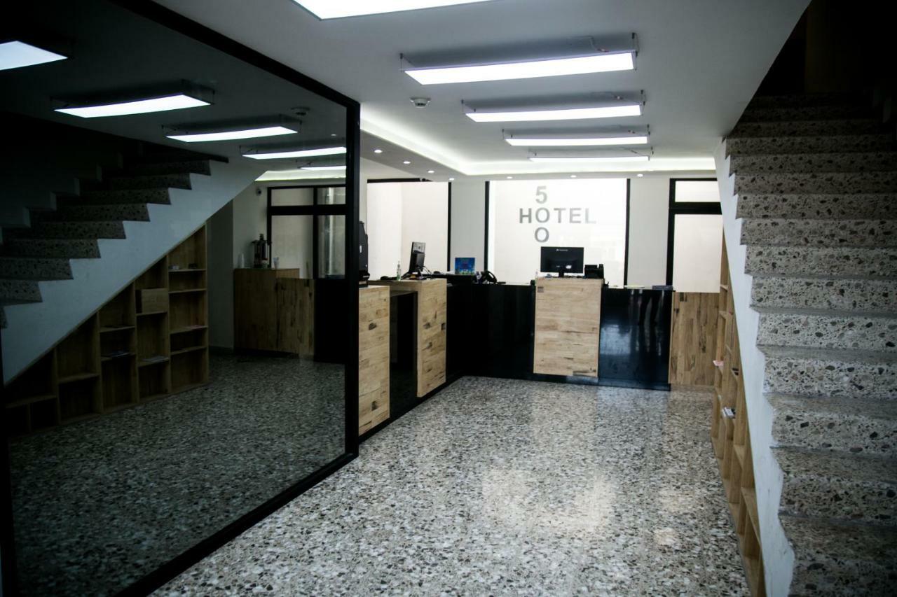 Booking 500 Monterrey Exteriör bild