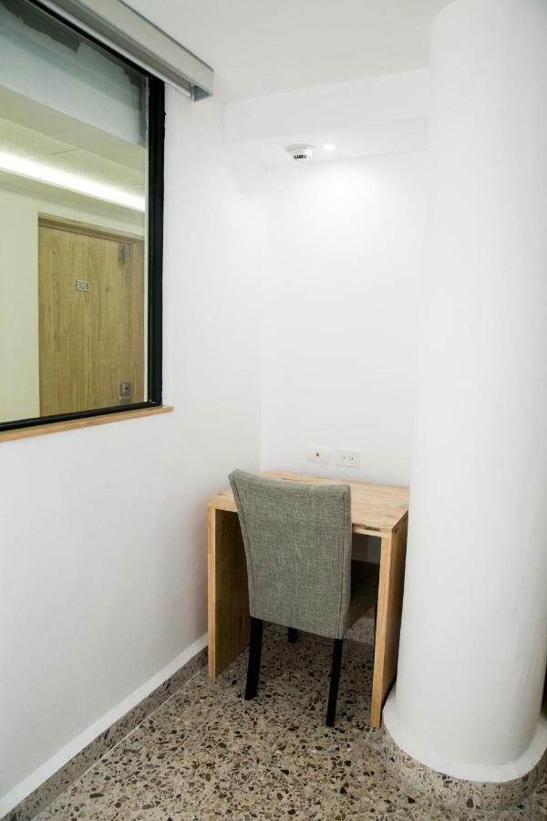 Booking 500 Monterrey Exteriör bild