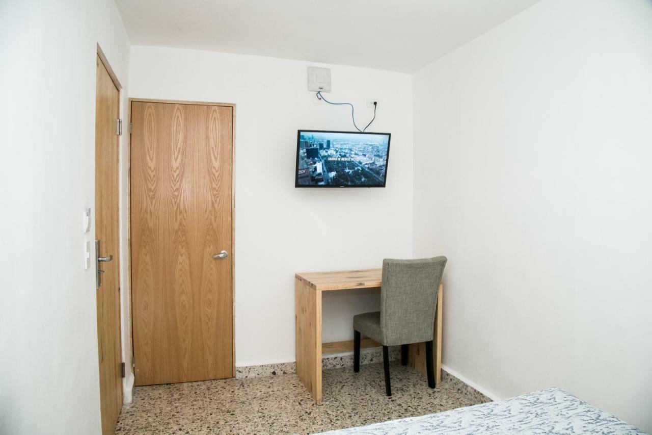 Booking 500 Monterrey Exteriör bild