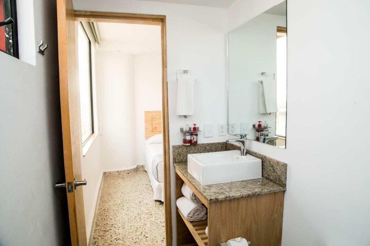 Booking 500 Monterrey Exteriör bild